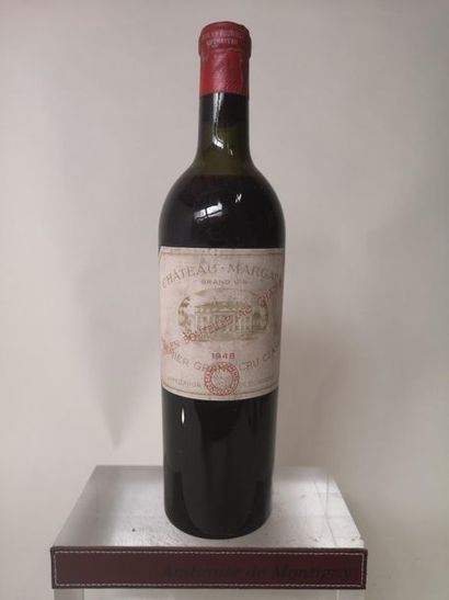 null 1 bouteille CHÂTEAU MARGAUX - 1er Gcc Margaux 1948

Etiquette légèrement tachée,...