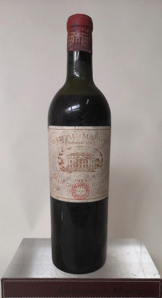 null 1 bouteille CHÂTEAU MARGAUX - 1er Gcc Margaux 1953

Etiquette légèrement tachée,...