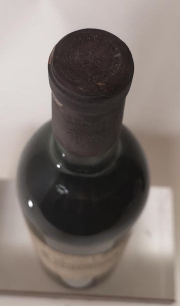 null 1 bouteille CHÂTEAU MARGAUX - 1er Gcc Margaux 1970

Etiquette légèrement tachée...