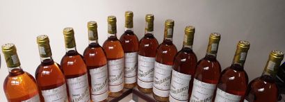null 12 bouteilles CHÂTEAU La TOUR BLANCHE - 1er Cc Sauternes 1997

Caisse bois.