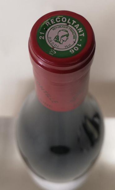 null 1 bouteille POMMARD 1er cru "Rugiens" - Domaine de MONTILLE 2002