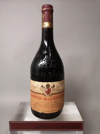 null 1 bouteille CHATEAUNEUF du PAPE - CHÂTEAU de La GARDINE 1989