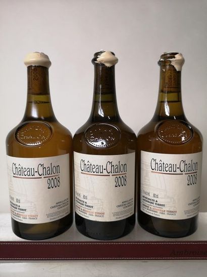 null 3 bouteilles CHATEAU CHALON - A. & M. TISSOT 2008

Deux cires très abîmées.