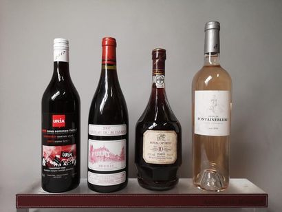 null 4 bouteilles VINS DIVERS A VENDRE EN L'ETAT

1 bouteille Vin SUISSE "UNIA" -...