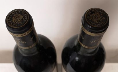 null 2 bouteilles CHÂTEAU LAFON ROCHET - 5é GCC Saint Estèphe 1990

Etiquettes t...