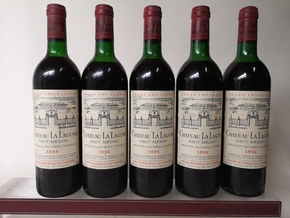 null 5 bouteilles CHÂTEAU LA LAGUNE - 3é Gcc Haut Médoc 1986

Niveaux : 4 haute-épaule...