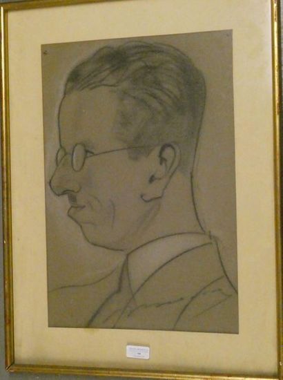 null Ecole Française, vers 1940
Homme à lunettes de profil
Fusain sur papier, signé...