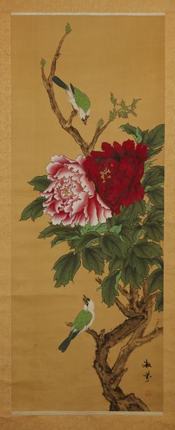 CHINE Peinture sur rouleau à motif d'oiseaux branchés sur une branche fleurie.
Signature...