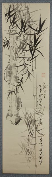 CHINE Encre sur papier.
Peinture sur bambou.
Signée.
Dim : 115 x 32 cm