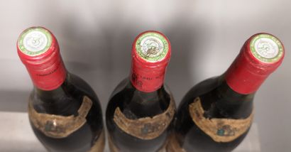 null 3 bouteilles PULIGNY MONTRACHET ROUGE - Henri CLERC Fils 1986


Etiquettes tachées...