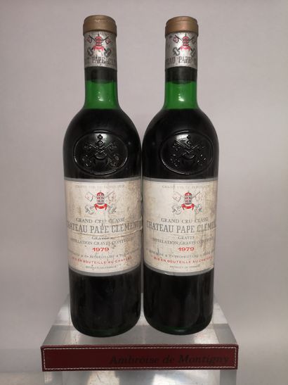 null 2 bouteilles CHÂTEAU PAPE CLEMENT - GCC Graves 1979


Etiquette tachées et légèrement...