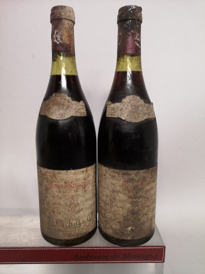 null 2 bouteilles VOSNE ROMANEE - Albert BICHOT Cie 1976


Etiquettes très taché...