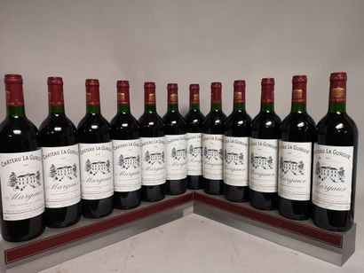 null 12 bouteilles Château LA GURGUE - Margaux 1995 En caisse bois.


3 légèrement...