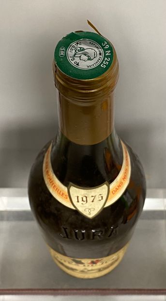 null 1 bouteille CÔTES du JURA - Domaine Jean BOURDY 1975


Etiquette légèrement...