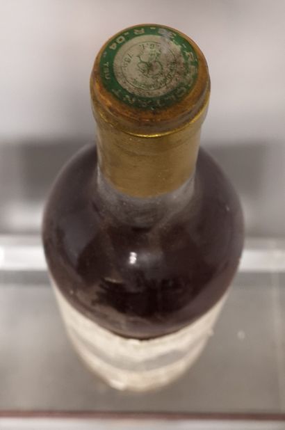 null 1 bouteille Château du HAIRE - Sauternes 1988


Etiquette tachée.