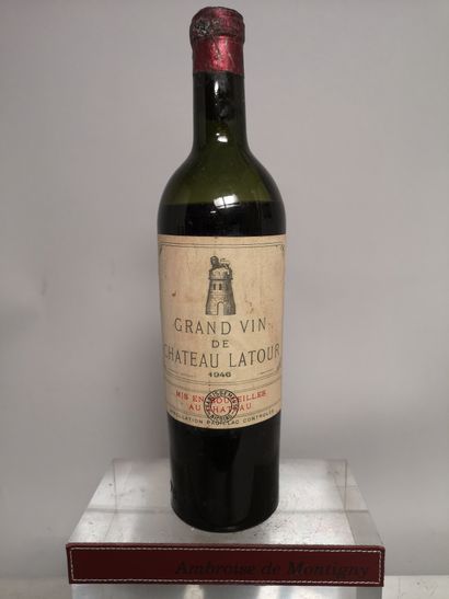 null 1 bouteille Château LATOUR - 1er GCC Pauillac 1946


Etiquette légèrement tachée....