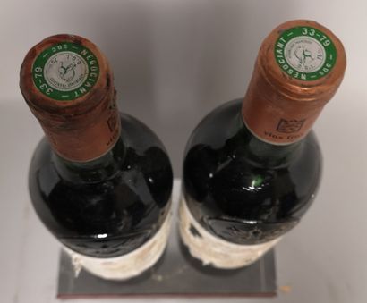 null 2 bouteilles Château PAPE CLEMENT - GC Graves 1981


Etiquettes tachées et abîmées....