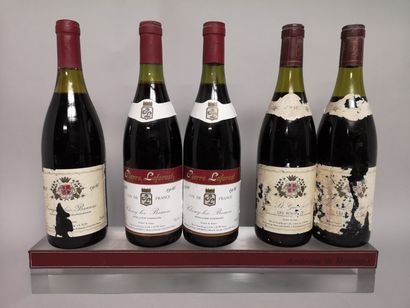 null 5 bouteilles BOURGOGNE ROUGE Pierre LAFOREST 1986, 2 bouteilles de Nuits St....