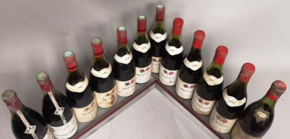 null 12 bouteilles MORGON Divers A VENDRE EN L'ETAT : 10 bouteilles Domaine J. VACHER...