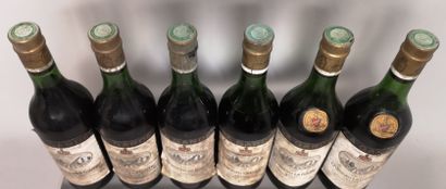 null 6 bouteilles Château LA GARDE - Graves Millésimes 1976, 1977 et 1979 - 2 bouteilles...