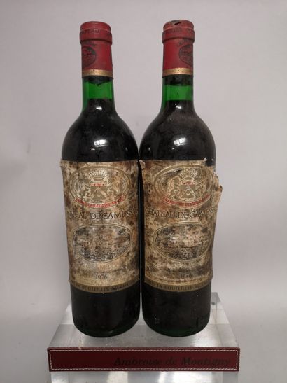null 2 bouteilles Château de CAMENSAC - Haut Médoc 1976


Etiquettes tachées et abîmées....