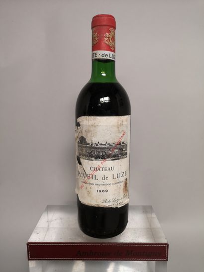 null 1 bouteille Château PAVEIL de LUZE - Haut-Médoc 1969


Etiquette légèrement...