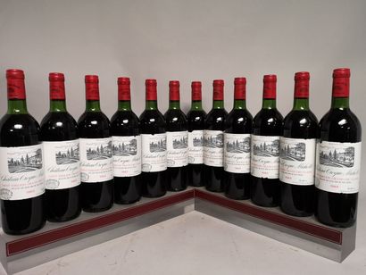 null 12 bouteilles Château CROQUE MICHOTTE - GC Saint Emilion 1983 En caisse bois.


Etiquettes...