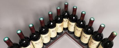 null 12 bouteilles HAUT MEVRET - Côtes de Bourg 9 bouteilles de 1998, 2 de 1997 et...