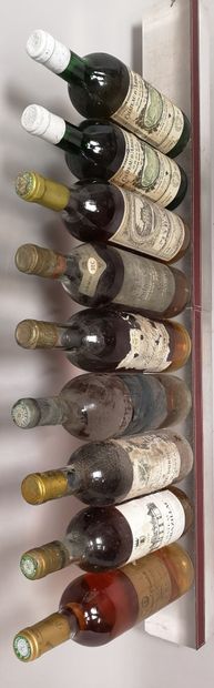 null 9 bouteilles VINS BLANCS DIVERS A VENDRE EN L'ETAT : Château de MYRAT - Sauternes...