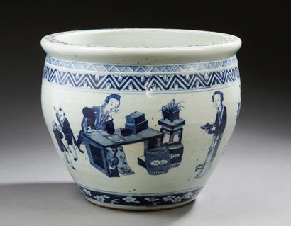 CHINE Porcelain aquarium decorated in blue underglaze with a lively scene featuring...