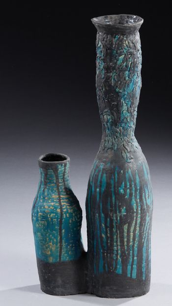 FAENZA INSTITUTO DE ARTE Grand vase double en céramique émaillée bleue et noire
Signé...
