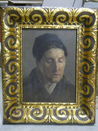 null Ecole Etrangère, fin XIXè - Début Xxè siècle

Portrait de femme agée au foulard

Huile...