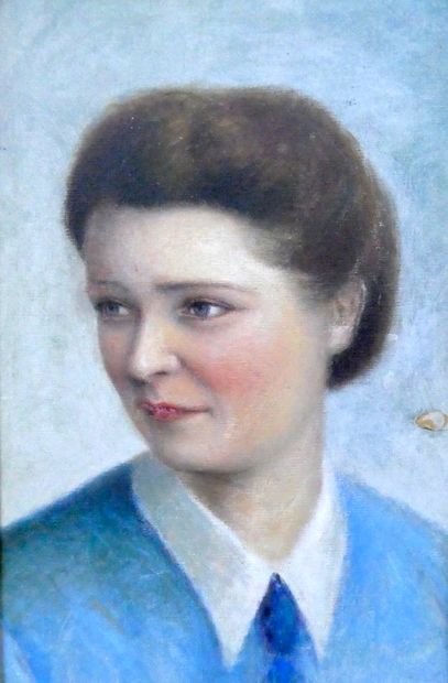 null Ecole française des années 40

Portrait de femme au pull bleu

Huile sur carton,...