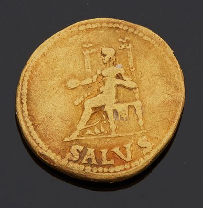 null NÉRON (54-68)
Auréus. 7,14 g. Rome.
Sa tête laurée à droite. R/ La Santé assise...