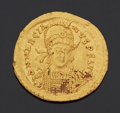 null 
MARCIEN (450-457)



Solidus. 4,41 g. Constantinople.



Son buste de face....