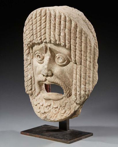 null IMPORTANT ARCHITECTURAL ELEMENT featuring a mask of the Great Comedy in carved...