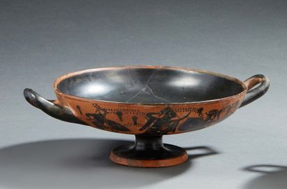 null EYE CUP WITH BLACK FIGURES.
Fine orange clay.
Outer side: Satyrs, draped.
Medallion:...