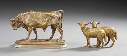 null DEUX SUJETS
Taureau - Moutons en bronze
H. : 6 cm et 8 cm (manque une corne...
