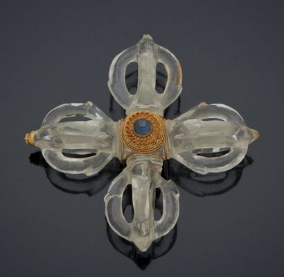 null SMALL CROSS in rock crystal decorated in the center with a gilded metal filigree...