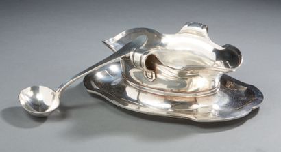 BOIN-TABURET Sauce boat with two handles and its silver spoon, the frame with poly-lobed...