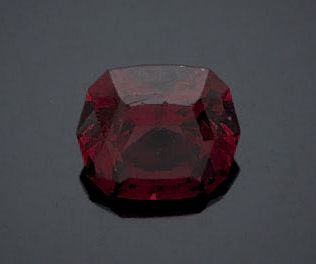 null GRENAT PYROPE Weight: 1,53 g.
