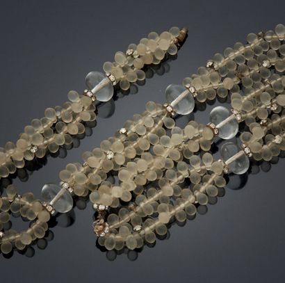 null DEMI PARURE d'un bracelet et un collier en verre poli et dépoli et strass, monture...