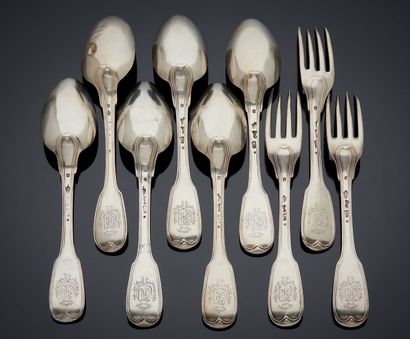 null SIX SPoons and THREE FOURCHETTES in silver, model with nets. The spatulas are...