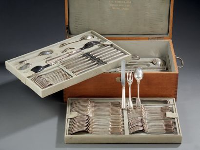 CHRISTOFLE Silver plated cutlery, model with nets made up of:
Twelve table cutlery
Twelve...