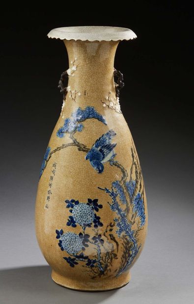 CHINE (TRAVAIL DE NANKIN) A large baluster-shaped porcelain vase with a cracked beige...