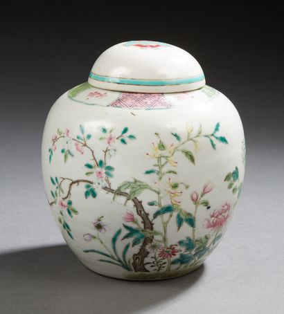 CHINE Small porcelain ginger pot decorated in Famille Rose enamels with flowering...