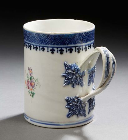CHINE de COMMANDE Two cylindrical porcelain mugs with various decorations in blue...