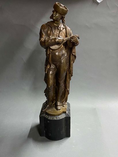 null JUSTO de GANDARIAS (1846-1933)

"Sérénade"

 Bronze à patine médaille reposant...