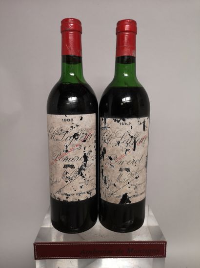 null 
2 bouteilles Château LAFLEUR - Pomerol 1983
Etiquettes tachées et abîmées....