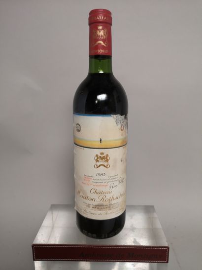 null 
1 bouteille Château MOUTON ROTHSCHILD - 1er Gcc Pauillac 1983
Etiquette légèrement...